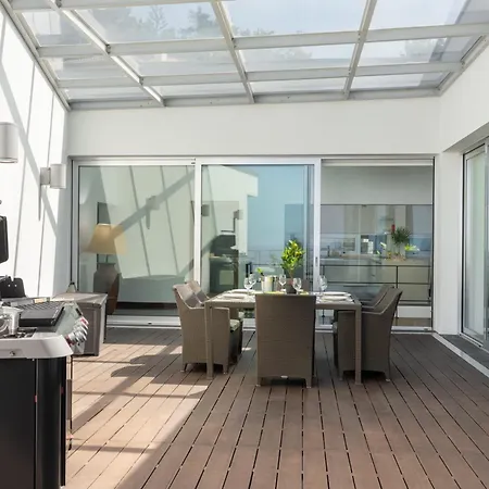 Neves Luxury Pool And Sea Views Villa Funchal (Madeira)