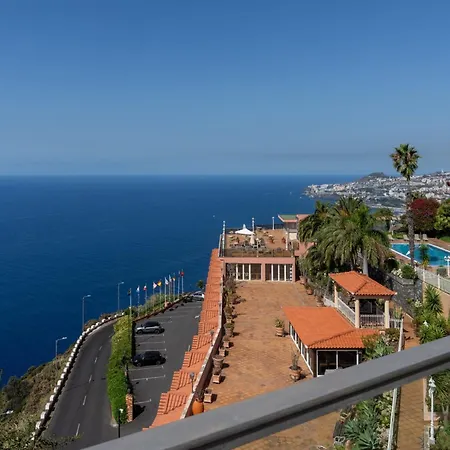 Villa Neves Luxury Pool And Sea Views Funchal (Madeira)