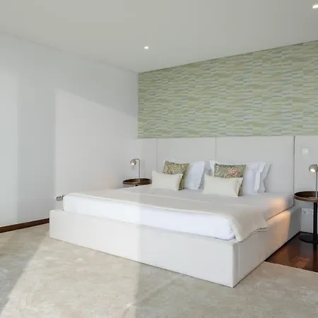 Neves Luxury Pool And Sea Views Funchal (Madeira)