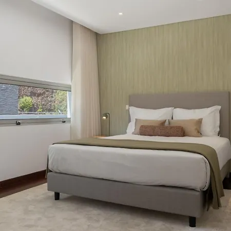 Neves Luxury Pool And Sea Views Villa Funchal (Madeira)